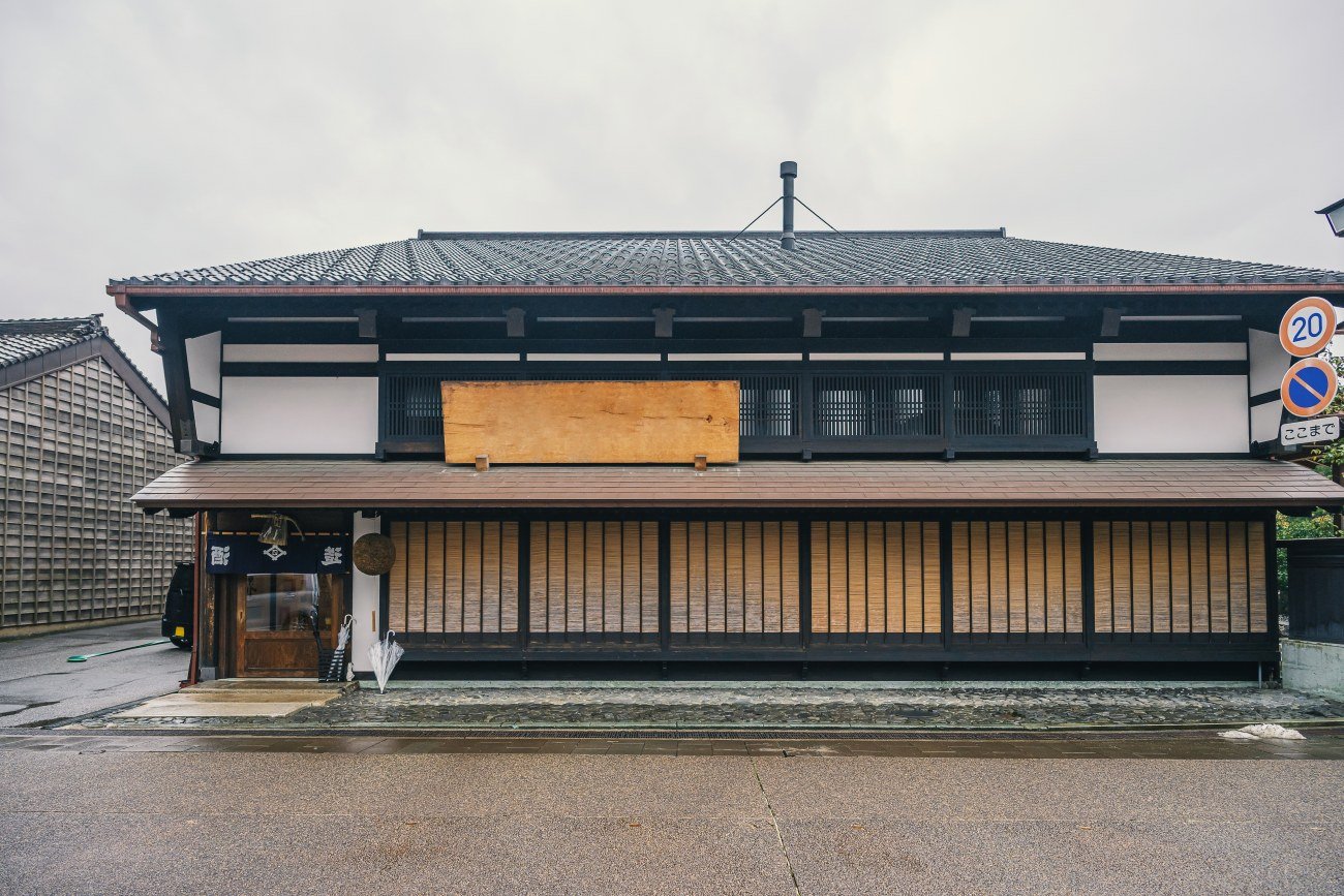 【いまやミシュラン8軒！】日本の廃れた港町が“世界の美食家が集う町”に変わるまで