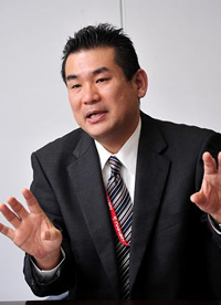 中国各地の支社総経理は中国人に任せ現地化を進める <br />バッテリー型フォークリフト市場シェア20%達成!<br />――高田雅章・ニチユフォークリフト(上海)副総経理に聞く