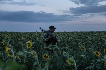 ウクライナ侵攻から半年、ロシアの苦戦鮮明に