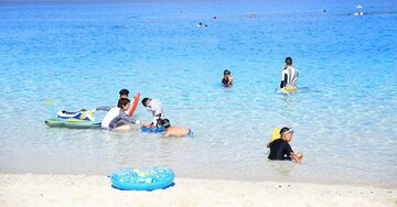 水がきれいな海水浴場ランキング2026【トップ5】東京と京都から計4カ所がランクイン!