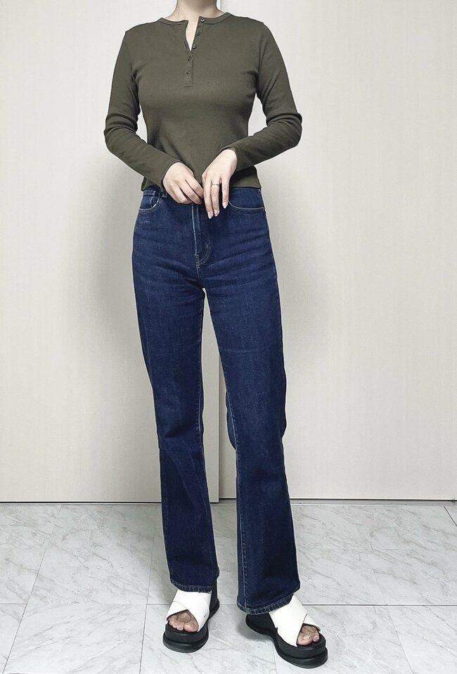 ヘビロテが止まらない…！2025年にユニクロで買ってよかった「おしゃれアイテム」34選