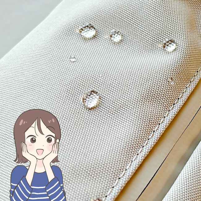 「色違いで購入しました」ニコアンドの“ポケットたくさんバッグ”肩が疲れにくくて天才！「軽い素材でデザインもいい」「体にフィットするので疲れません」