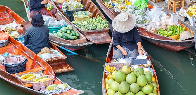 タイの水上マーケット