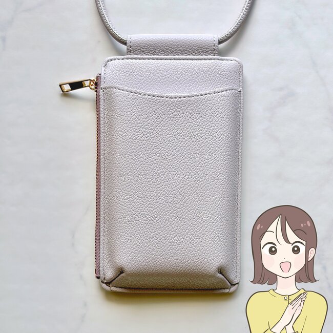 カードが35枚入った！アフタヌーンティーの“お財布がいらないスマホショルダー”手ぶらで外出できて楽ちん！「高級感がある」「年齢問わず持てる」「友達に誕生日プレゼントした」《購入レビュー》