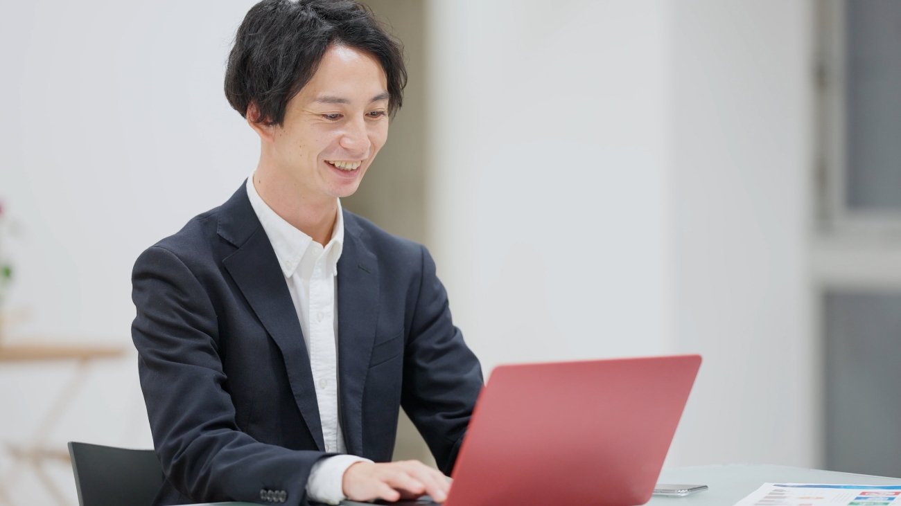 「ずば抜けて頭のいい人」が通勤中に欠かさない習慣…語彙力が自然と伸びるワケ