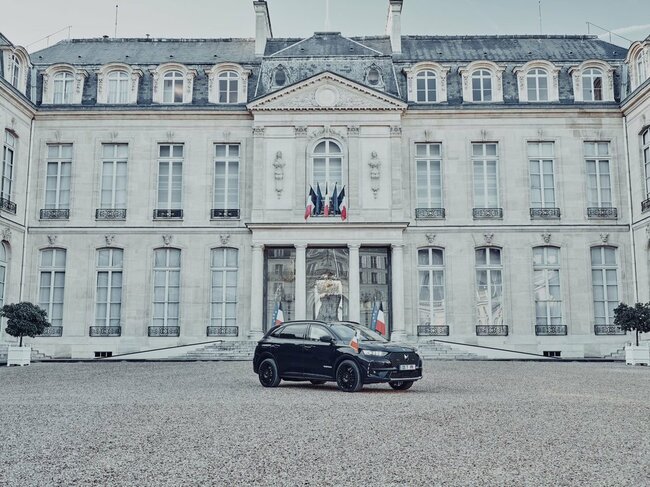 フランス大統領のために製造されたDS7 クロスバック エリーゼ