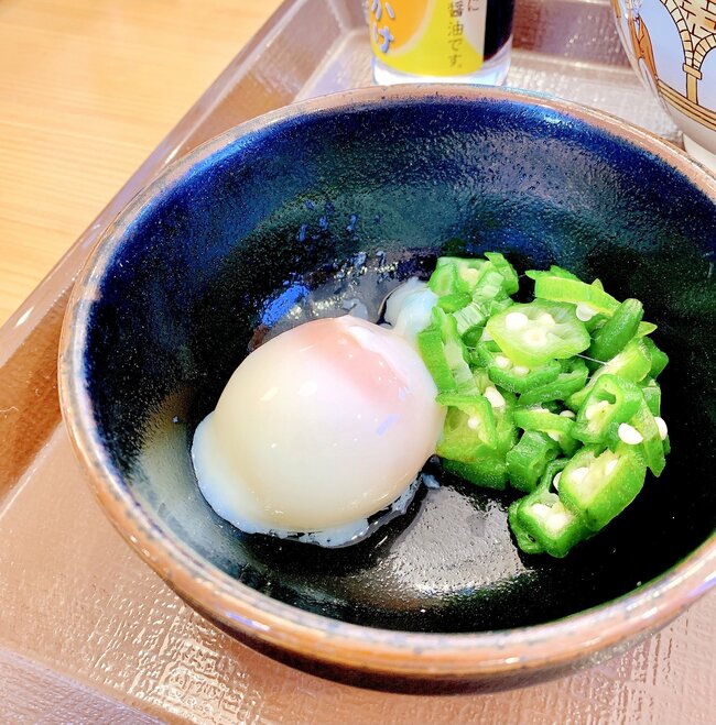 「コンビニより安いじゃん」「ホント助かる」すき家の“330円モーニング”コスパ良すぎて毎朝通いたい…！「企業努力が過ぎる！」