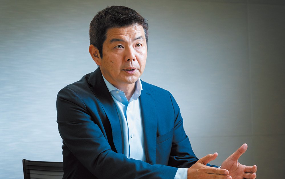 紙ベースの業務プロセスを変革するデジタル文書プラットフォーム