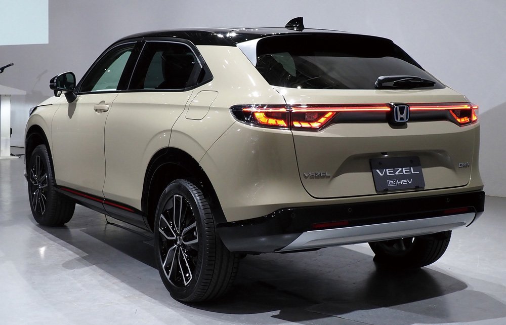 ホンダ新型ヴェゼル 世界に先駆けクロスオーバーsuv鮮烈デビュー 前編 Car And Driver 注目カー ファイル ダイヤモンド オンライン