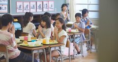 中国で日本の「小学校の給食」が大きな話題となっている理由