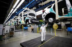 自動車メーカーの米国依存、トランプ氏が揺るがす