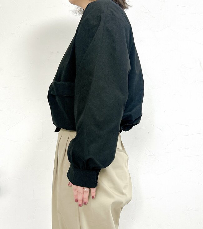 考えた人、天才じゃん！ワークマンの“花粉対策アウター”が1900円とは思えない実力！「ティッシュが常備できる」「2色買いました」