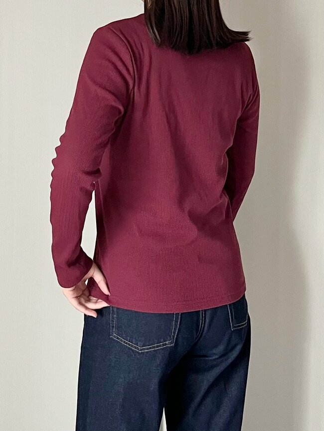 「3着目の購入です」「何にでも合わせやすい」ハニーズの“1480円トップス”たっぷり着回せてコスパよすぎる！「柔らかく着心地良いです」