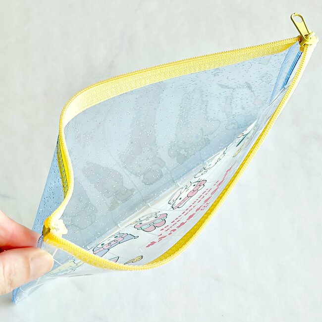 カードや診察券が100枚も入った…!ダイソー×サンリオの「ぺたんこポーチ」ミニ財布にもなって使い勝手バツグン!《購入レビュー》