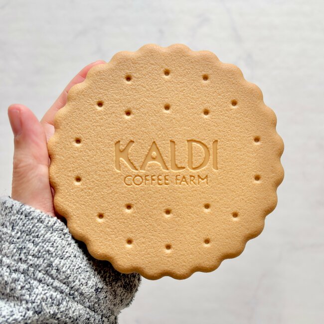 「絶対ほしかったやつ」店舗で見つけたらラッキー！カルディの“お菓子みたいな小物入れ”が可愛すぎる！「買えてよかった」「チョコレート部分も再現」