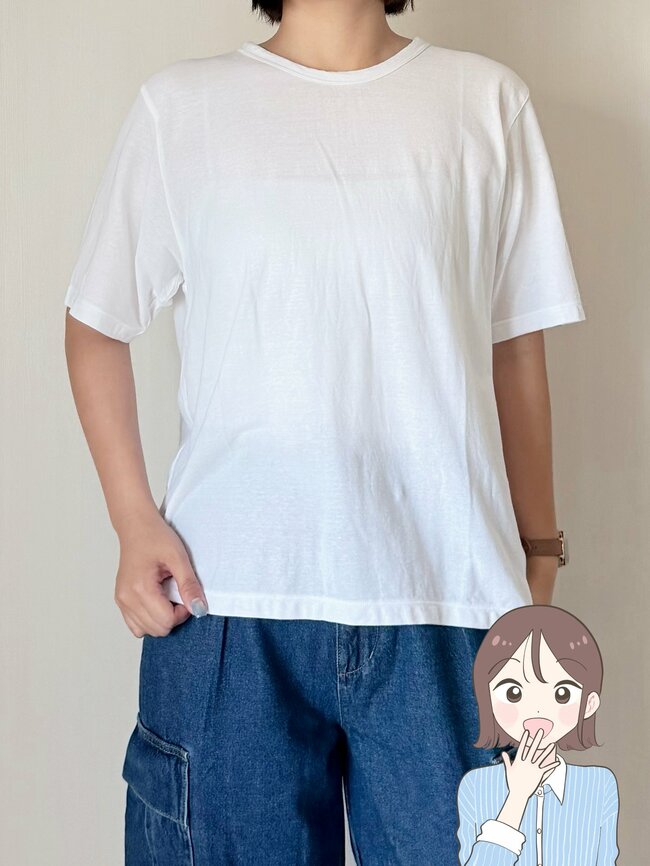 【無印良品】「リピ買いしました」990円の“着痩せトップス”まとめ買いして正解だった!「二の腕隠れる丈感」「何枚か買い足したい」《購入レビュー》
