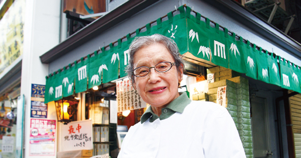 吉祥寺「小ざさ」は世界最強のビジネスである！1坪2品で3億円を売り上げ、40年間行列を途絶えさせない秘密