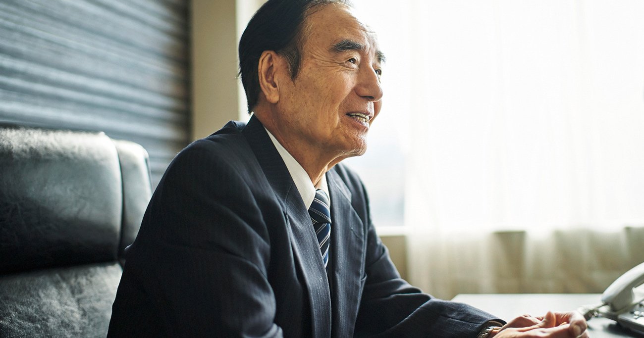 「ちょい、相談があるじゃんね」優良企業会長がメガバンク行員に渡した紙袋の中身に驚愕！本部を巻き込む大騒動の「衝撃の顛末」とは