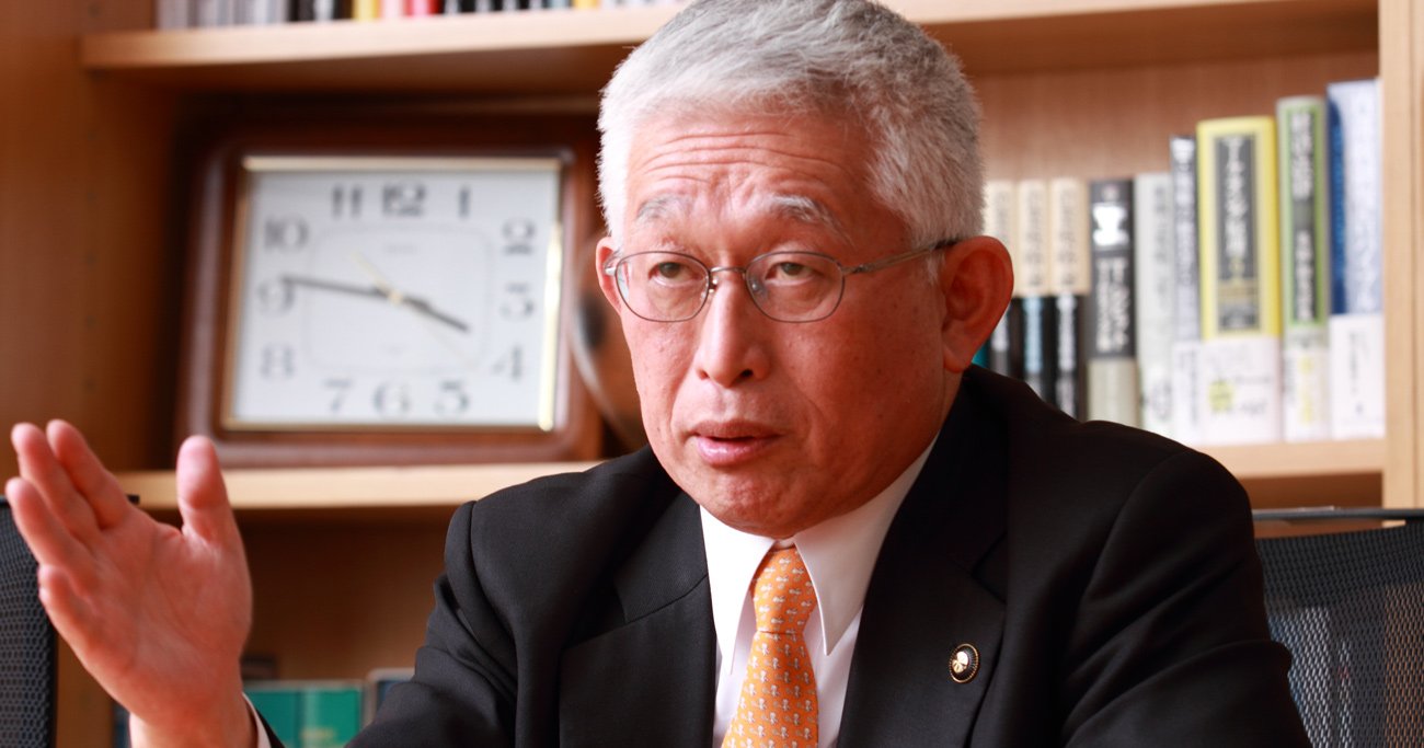 「優しい社会を明石から」の思いを生んだ貧乏と差別、明石市長が語る政治信念とスタンス