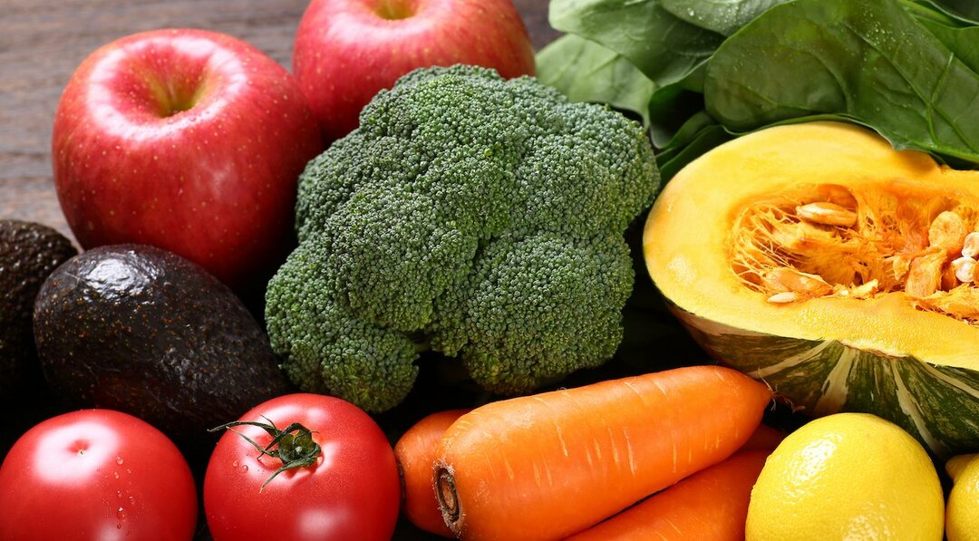 長生きは1日400gの果物と野菜から！鍵を握る「ある栄養素」とは？