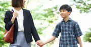 誕生日プレゼントは100均、ハンバーガーセットは半分こ…シンママが涙した切ない理由