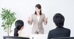 面接官の質問を無視して“自慢話”に突入!?会話のキャッチボールができない人のトンデモ特徴