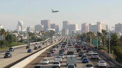 車で7時間かけて出張する米国人　その訳は？