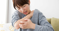 「謎の蕁麻疹」に悩み続けた妻、歯科医で判明した意外な原因