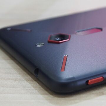 HTCやNubiaからマイナーメーカーまで、IFA 2018で気になったスマホたち