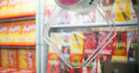 クレーンゲームでどんな景品がとりやすい？UFOメカとアームの必勝アプローチ【物理学視点で考える】