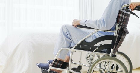 【どうなる？】親が“突然要介護状態”に…「事前準備ゼロ」でも今のうちに確認すべきこと