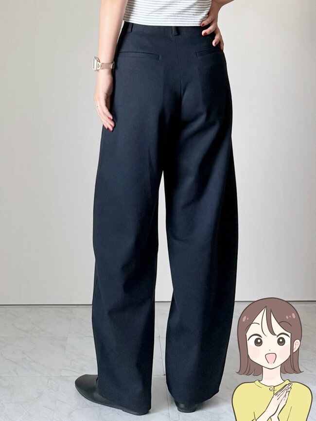 買って大正解でした！ユニクロの「新作ふんわりパンツ」はくだけで脚がスラッと見えるし、着心地もバッチリです！《購入レビュー》