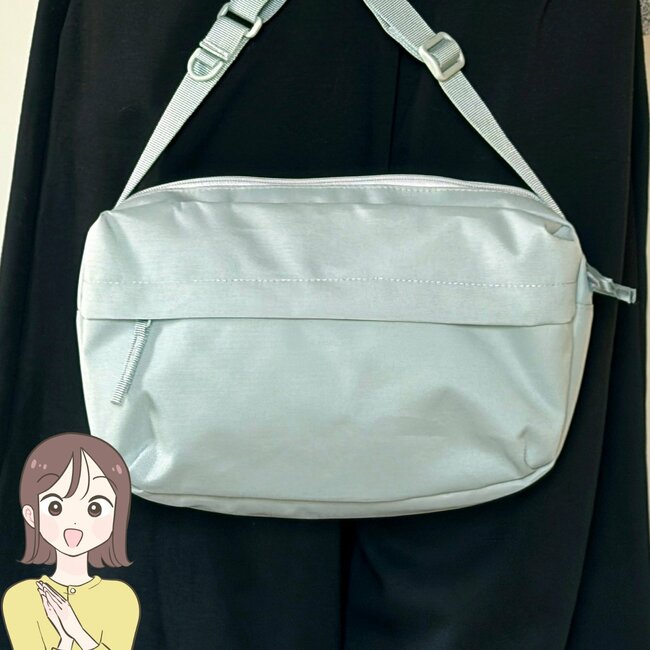 「他のバッグは全く使わなくなりました」無印良品の“めちゃ軽ショルダー”が理想的すぎる！「すごく軽いし、長財布も入る」「スマホをサッと入れられて便利」