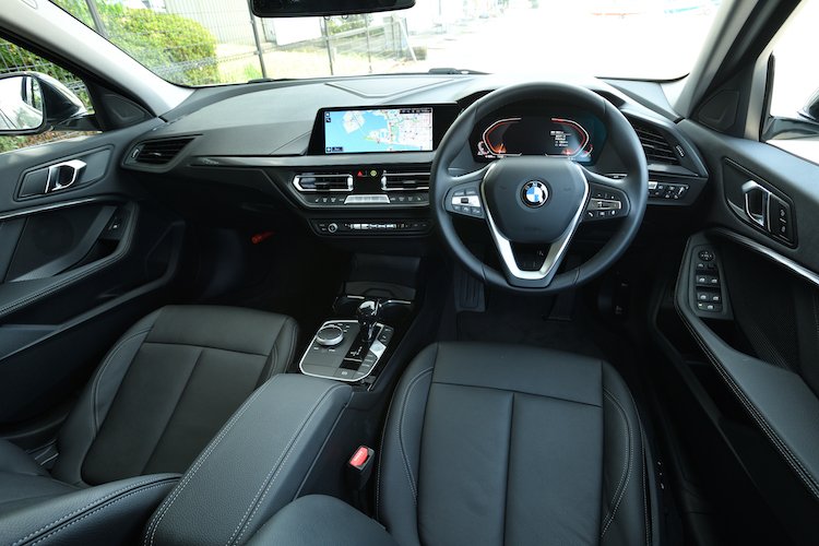 Bmw 118d が愛車候補の3条件をほぼ完璧に満たしているワケ 男のオフビジネス ダイヤモンド オンライン