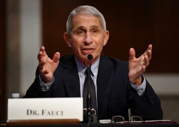 ナバロ米大統領補佐官がファウチ氏批判、ホワイトハウスは距離