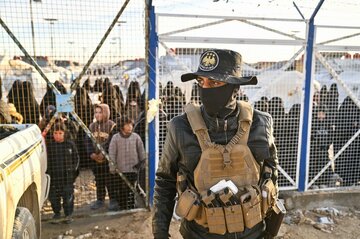 米、シリアで拘束中のIS戦闘員をイラクに移送　治安に懸念