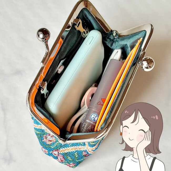 普通の財布に戻れないかも…！ニコアンドの“手ぶらで持てるミニ財布”カードが65枚も入って便利！「ちょうどいい大きさ」「使いやすく大満足です！」《購入レビュー》