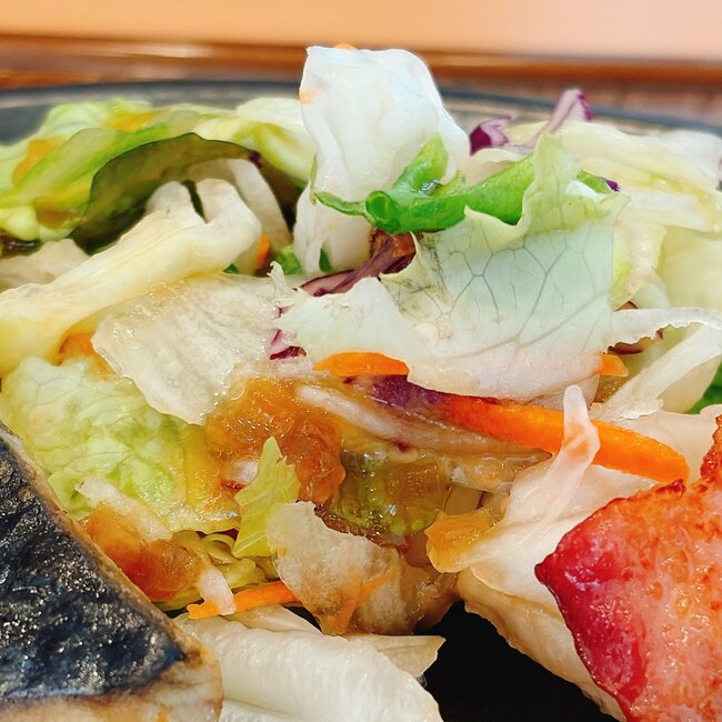 「ボリューム満点」「お得感があります」ガストの“よくばりモーニング”おかず豊富でご飯が止まらない！「色々楽しめていい」