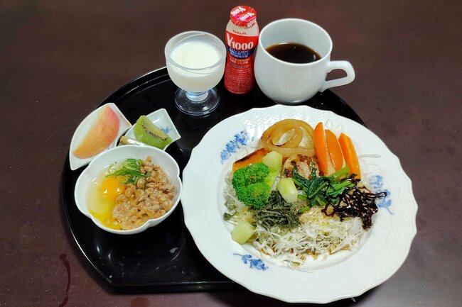 写真:石井医師の朝食(2)