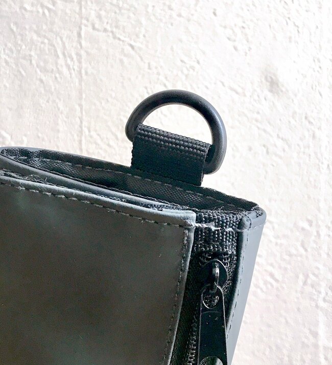 もう普通の財布に戻れないかも…！ダイソーの「お札が入るミニ財布」ガバッと開いて使いやすい！