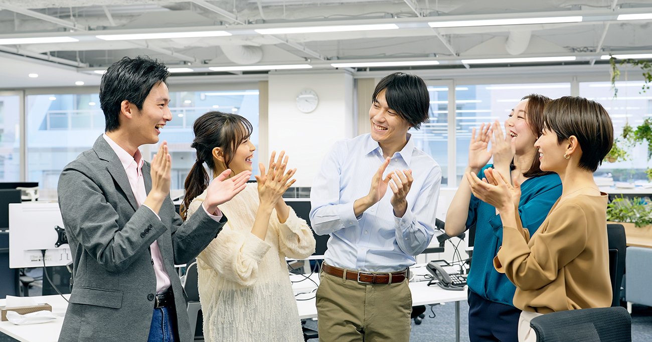 【モチベーション最大化】全社員が騒ぎ出す! たった1通のメッセージ