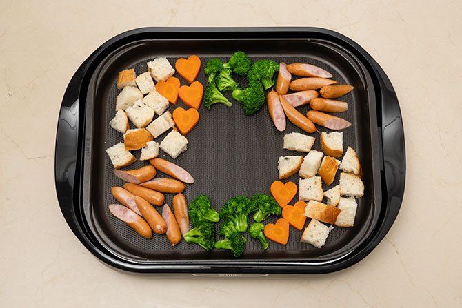 【裏ワザ料理】ピザ用チーズでつくる! ホットプレートdeチーズフォンデュ