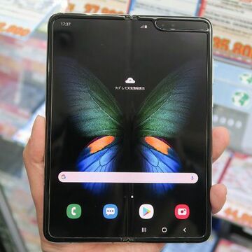 折りたたみスマホ「Galaxy Fold」の海外版がアキバに！ 価格は約30万円