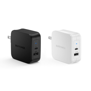 急速充電に対応したUSB Type-CとType-A搭載の小型充電器