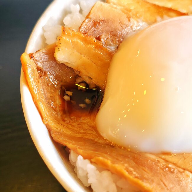 「もっと早く気づきたかった」「大人のごほうび」幸楽苑の“370円メニュー”食べるたびに幸福感で満たされる！「甘じょっぱ感がいいね」
