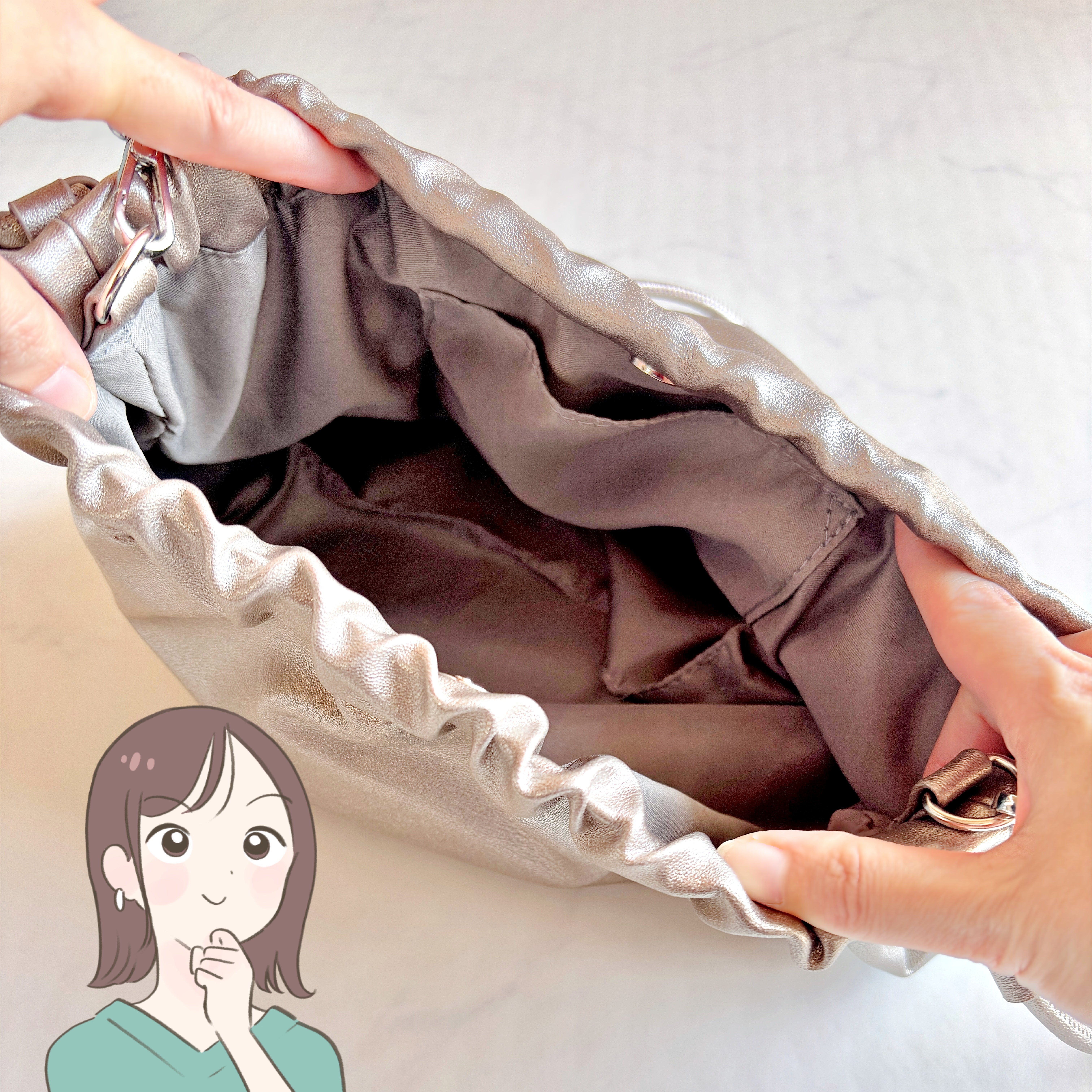 「全カラーリピ買いしました」ハニーズの“めちゃ軽バッグ”長財布やペットボトルがすっぽり入って使いやすい！「柔らかい素材で大容量」「開け閉めもラクです」