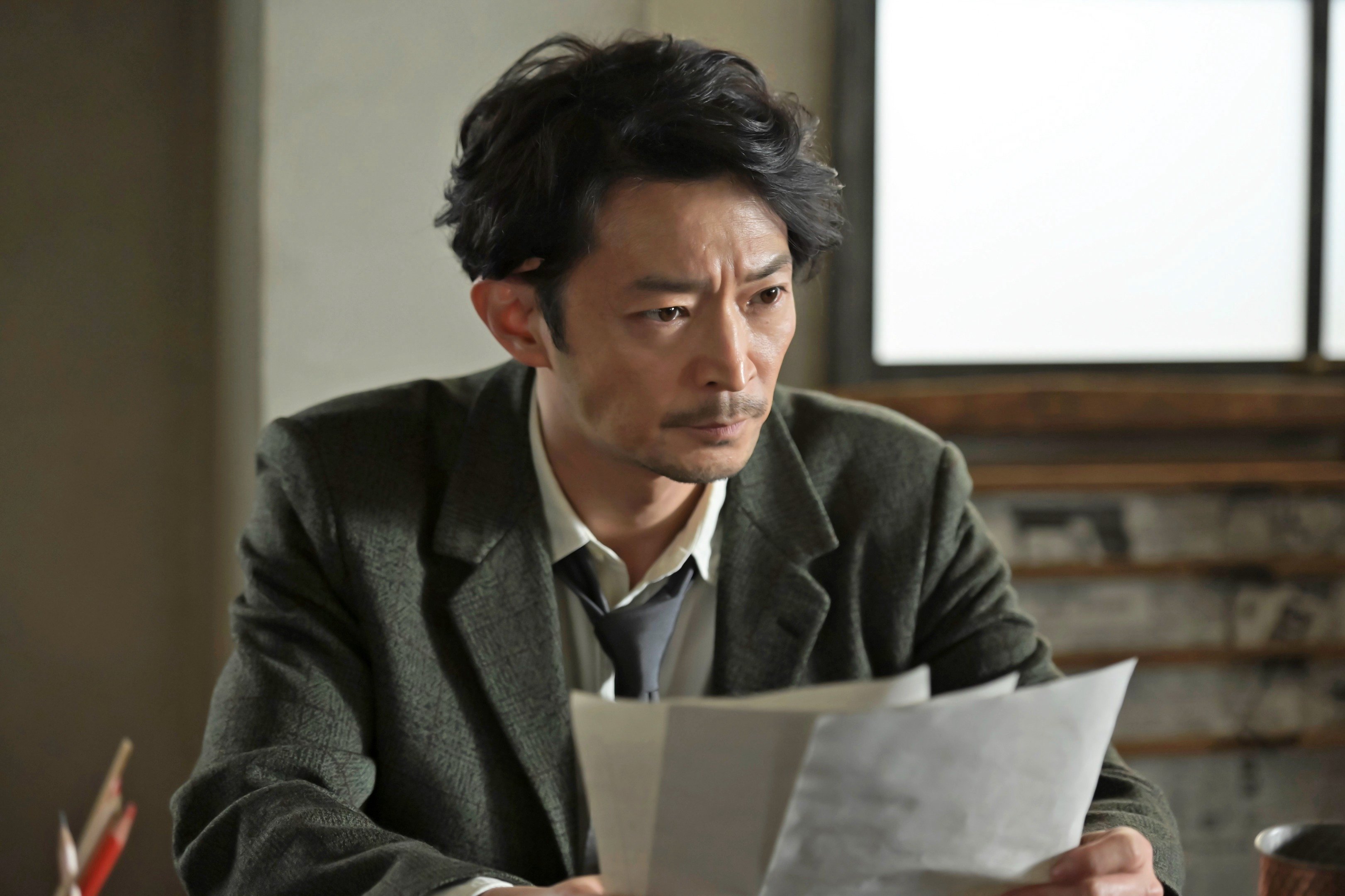 「夕刊は出せなかった」から始まる物語→“絶望の隣は希望”はどこからどこへ手渡されたのか【あんぱん第68回レビュー】