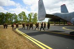 対中戦に備える米海兵隊　米の戦術シフトを象徴
