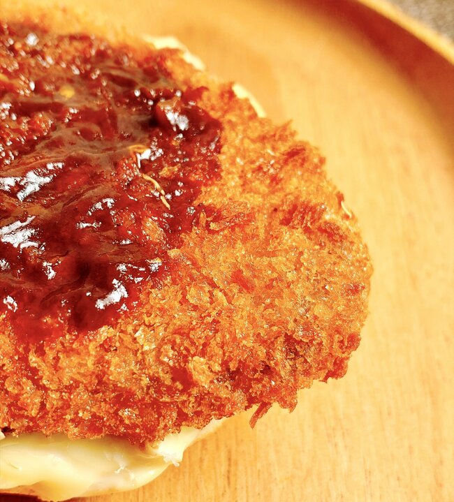 「やたらうまいぞ」「アタリが来た」モスバーガーの“期間限定メニュー”肉肉しさがたまらない！「反則でしょ」「レギュラー入りして」《実食レビュー》