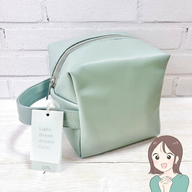 通院セットがまるっと入った！3COINSの「ガバッとひらくミニバッグ」ころんとしたフォルムが可愛い！《購入レビュー》